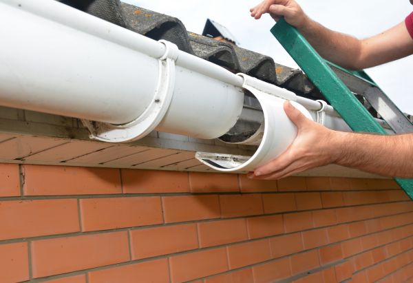 Gutter Maintenance in Fond Du Lac