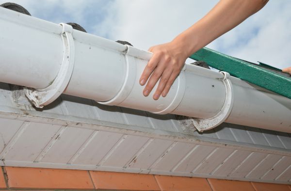 Gutter Reattachment in Fond Du Lac